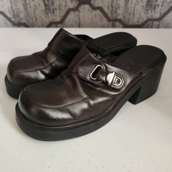 Mudd Platform Shoes Women's Size 7 Stephen Chunky Heel Dark Brown Slip On - Picture 1 of 6